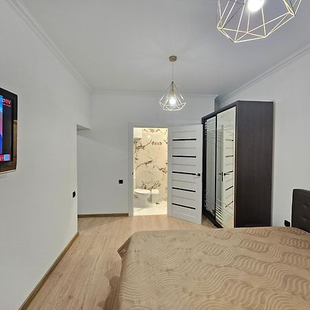 Cathedral Park&Pedestrian Zone Apartment! Chisinau Exterior foto